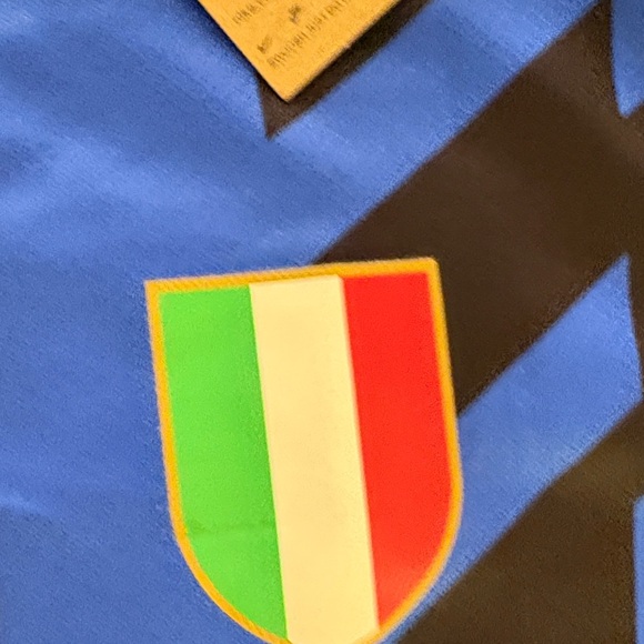 Nike Inter Milan Blue and Black Striped Men's Jersey Lautaro 10 - Picture 4 of 11